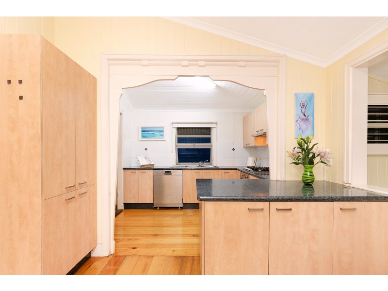 22 Orchard Street, Hawthorne QLD 4171