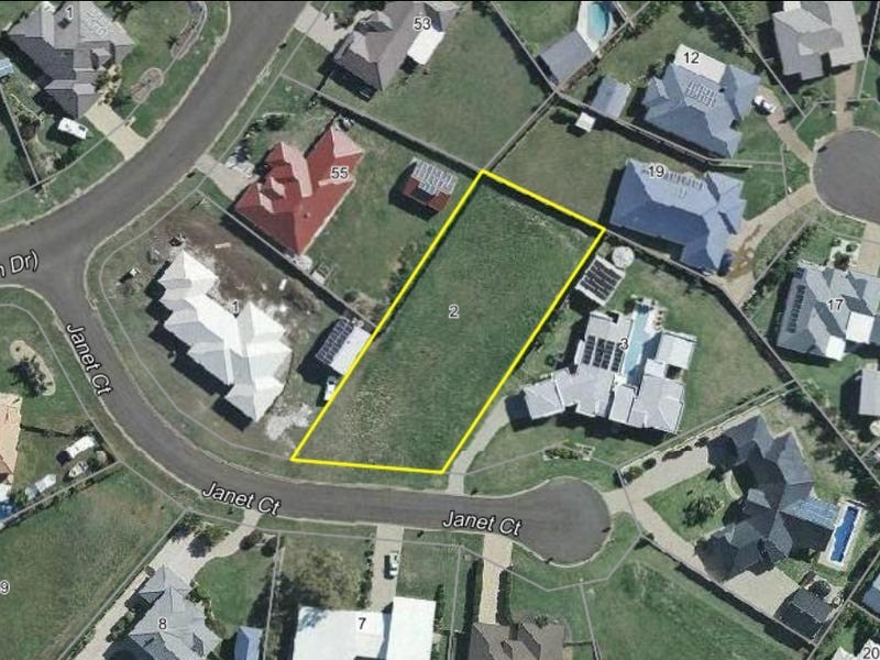 2 Janet Court, Coral Cove QLD 4670