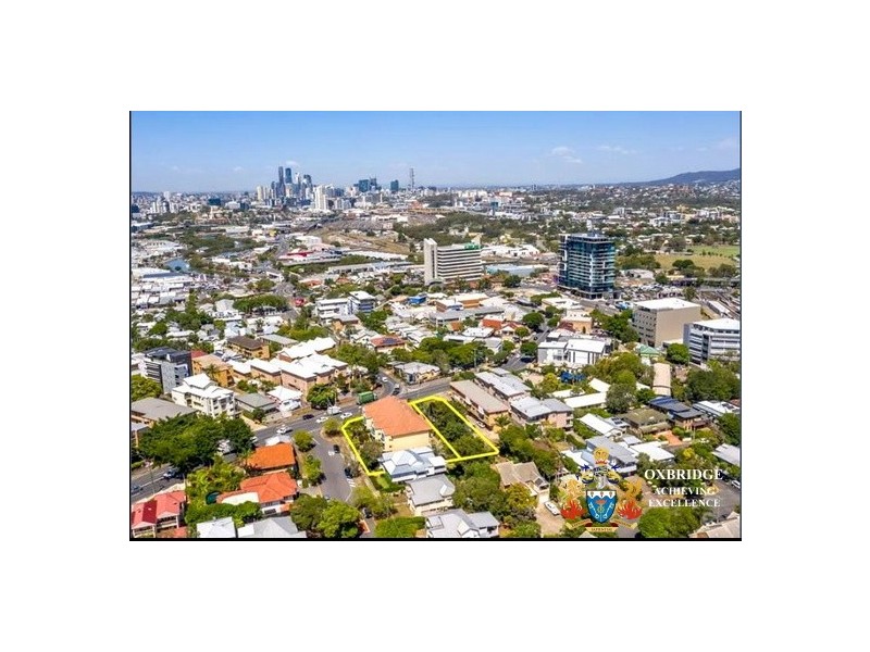 402 Sandgate Road, Albion QLD 4010