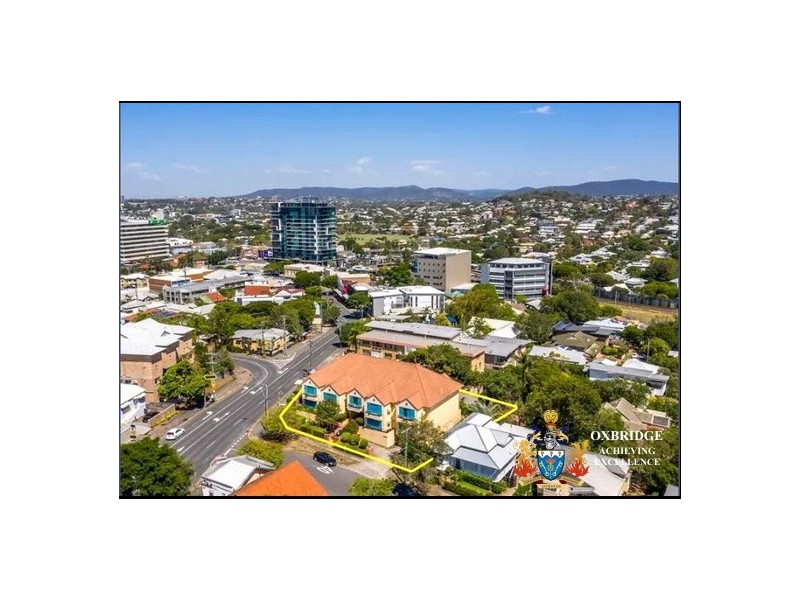 402 Sandgate Road, Albion QLD 4010