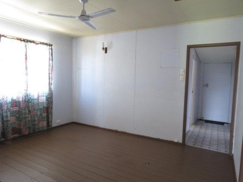 43 Lascelles Street, Bowen QLD 4805