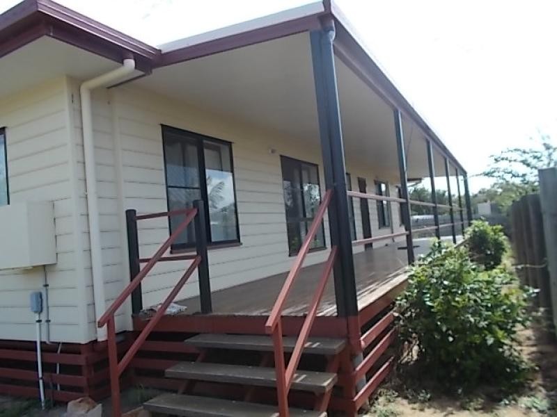 30 Emmerson Drive, Bowen QLD 4805