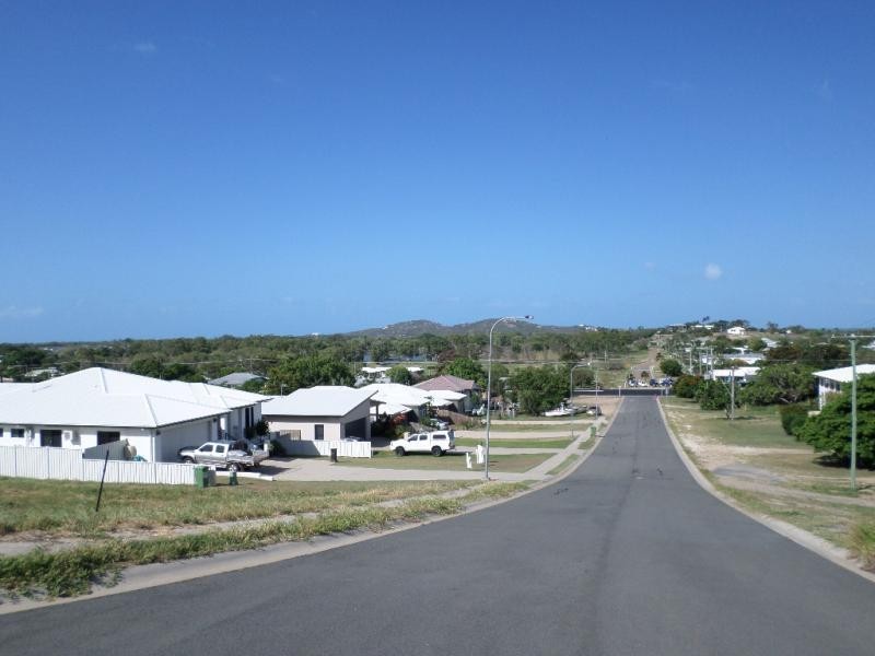 22 Reynolds Street, Bowen QLD 4805