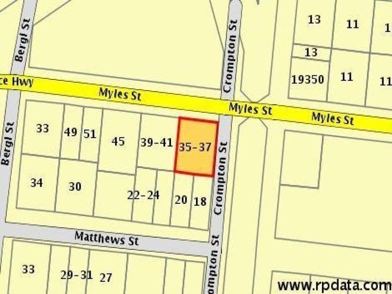 35-37 Myles Street, Bowen QLD 4805