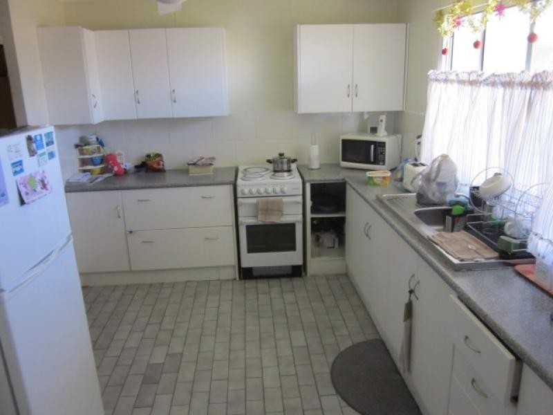 85 Powell Street, Bowen QLD 4805