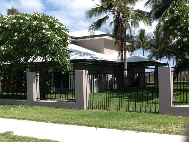 6 Howard Street, Bowen QLD 4805