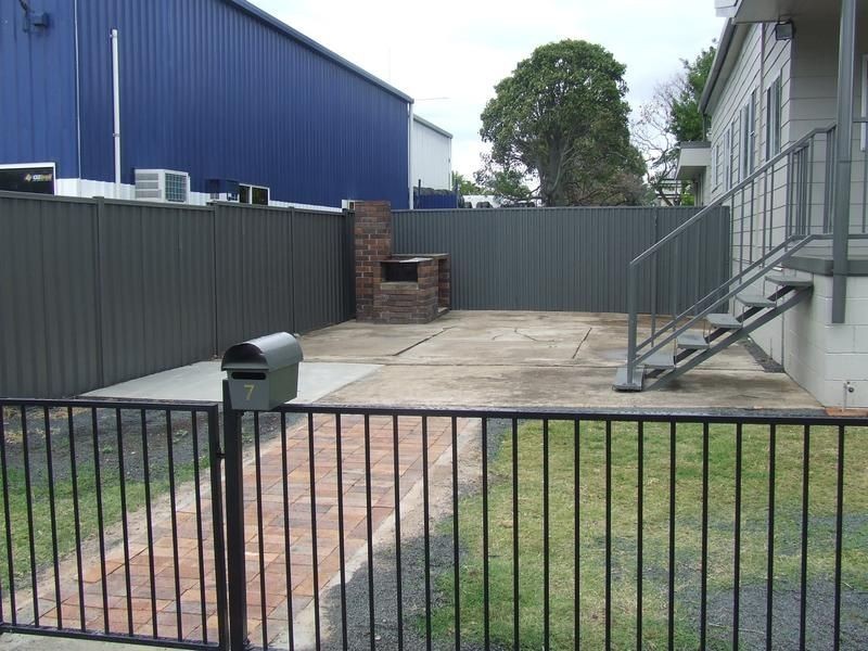 7 Flinders Street, Monto QLD 4630