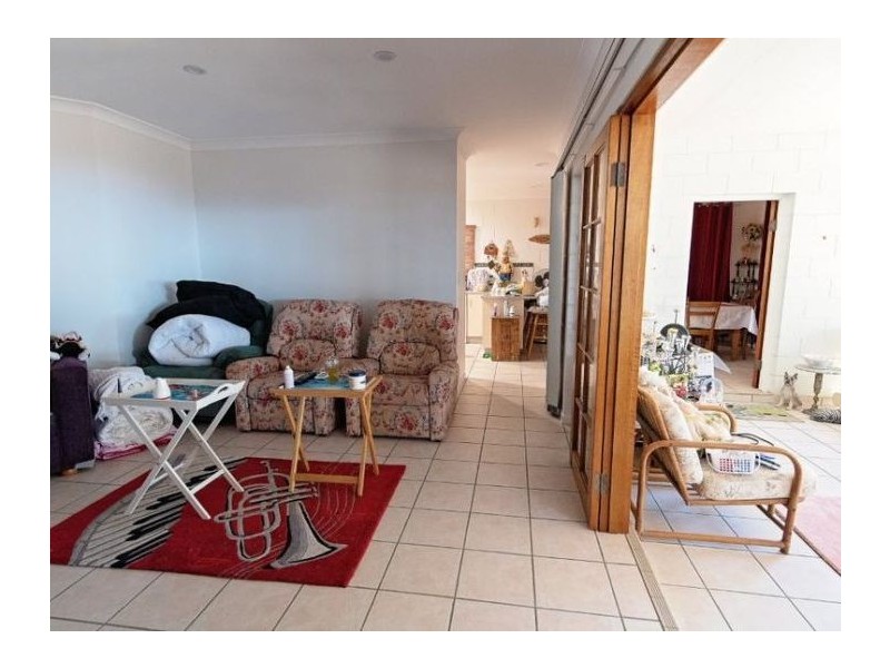 14 Baxter Avenue, Bowen QLD 4805