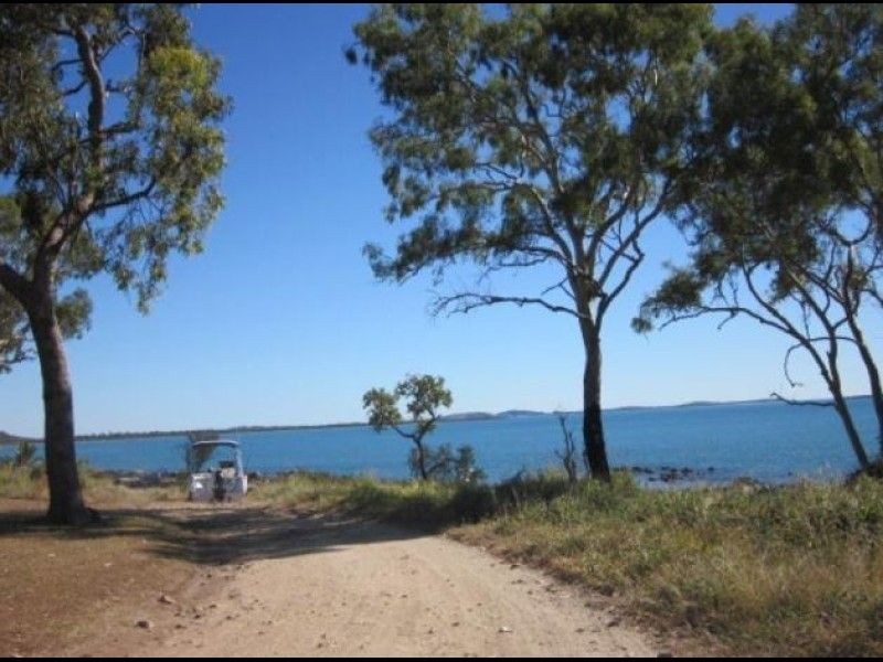 43 Whyte Avenue, Bowen QLD 4805