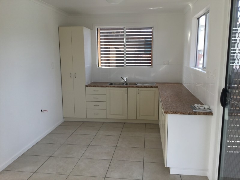 12 Sinclair Street, Bowen QLD 4805