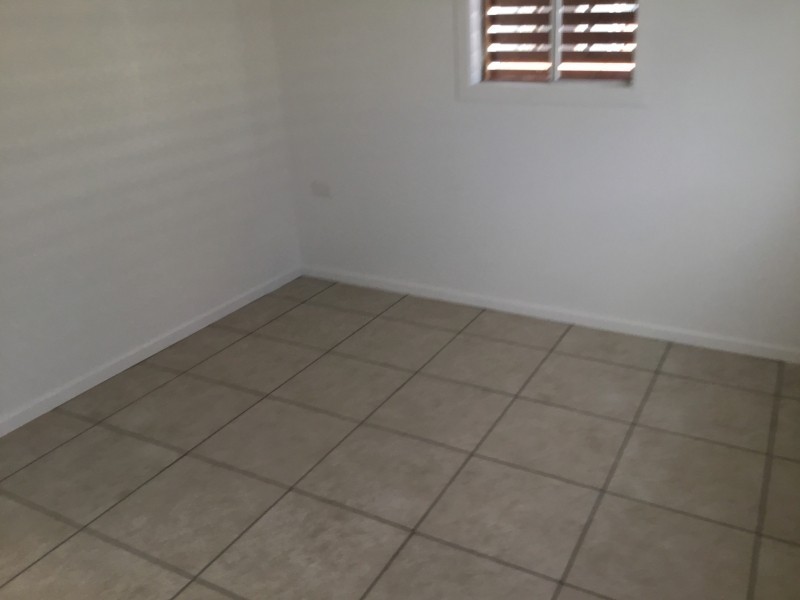12 Sinclair Street, Bowen QLD 4805