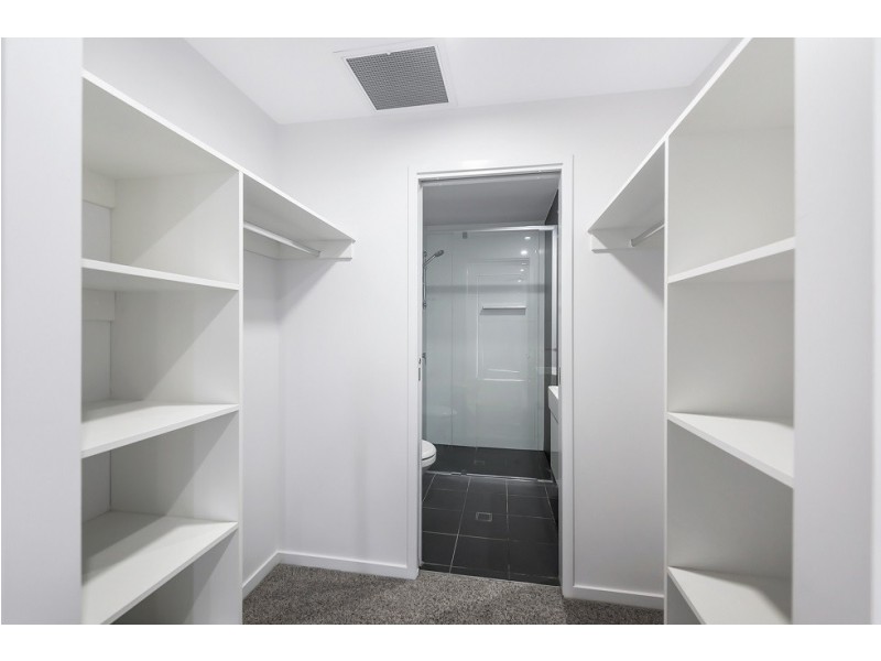 1007/28 Wolseley Street, Woolloongabba QLD 4102