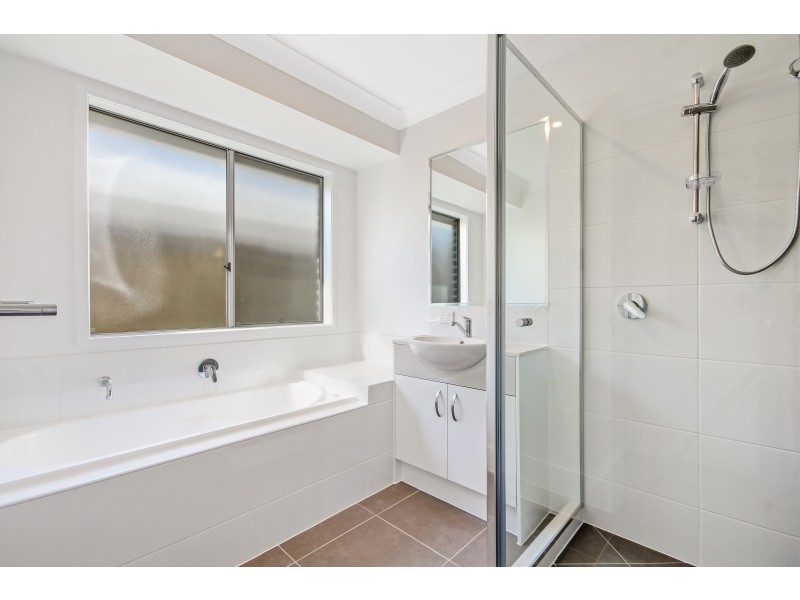 32 Sunseeker Street, Burpengary QLD 4505