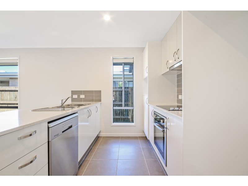 32 Sunseeker Street, Burpengary QLD 4505