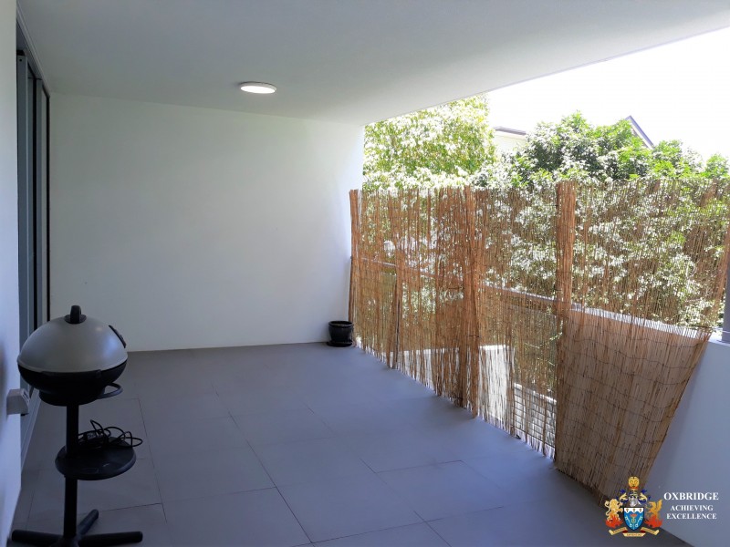 204/25 Walsh Street, Milton QLD 4064