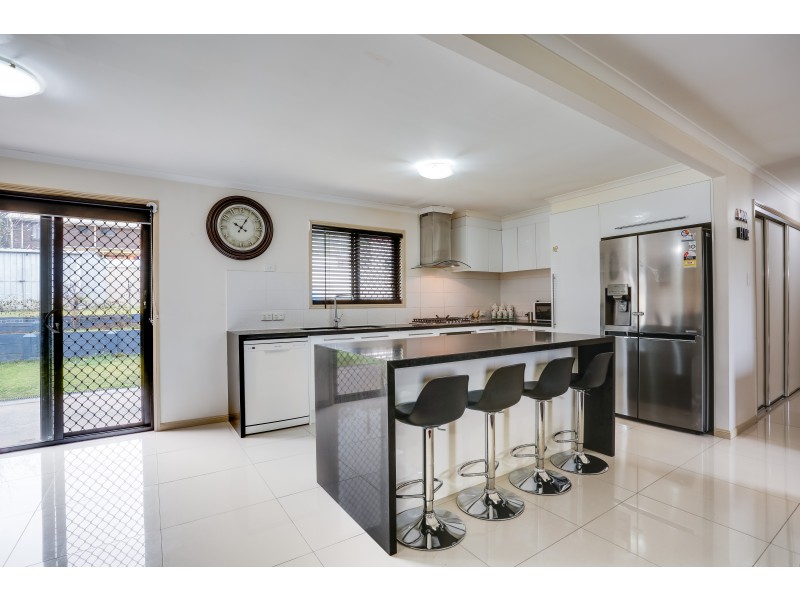 44 Passerine Drive, Rochedale South QLD 4123