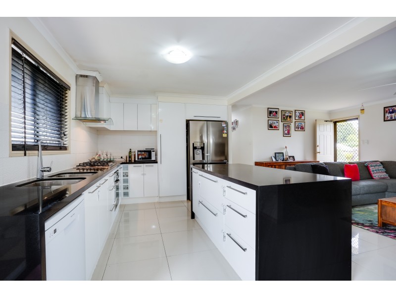 44 Passerine Drive, Rochedale South QLD 4123