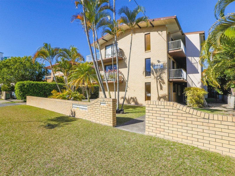 4/34 Imperial Parade, Labrador QLD 4215