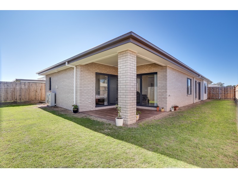 15 Invergarry Circuit, Heathwood QLD 4110
