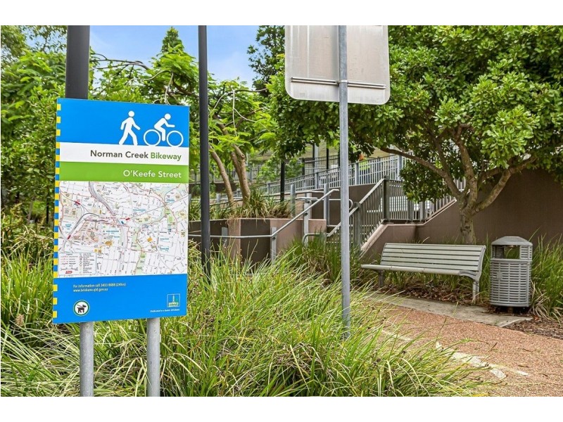 28 Wolseley Street, Woolloongabba QLD 4102