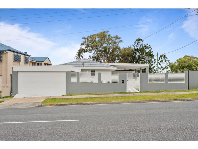 39 Ashbourne Terrace, Biggera Waters QLD 4216