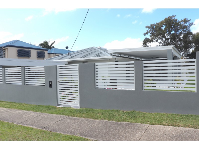 39 Ashbourne Terrace, Biggera Waters QLD 4216