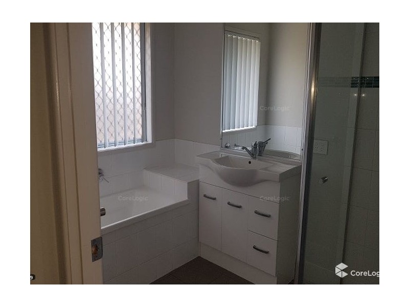 Yamanto QLD 4305