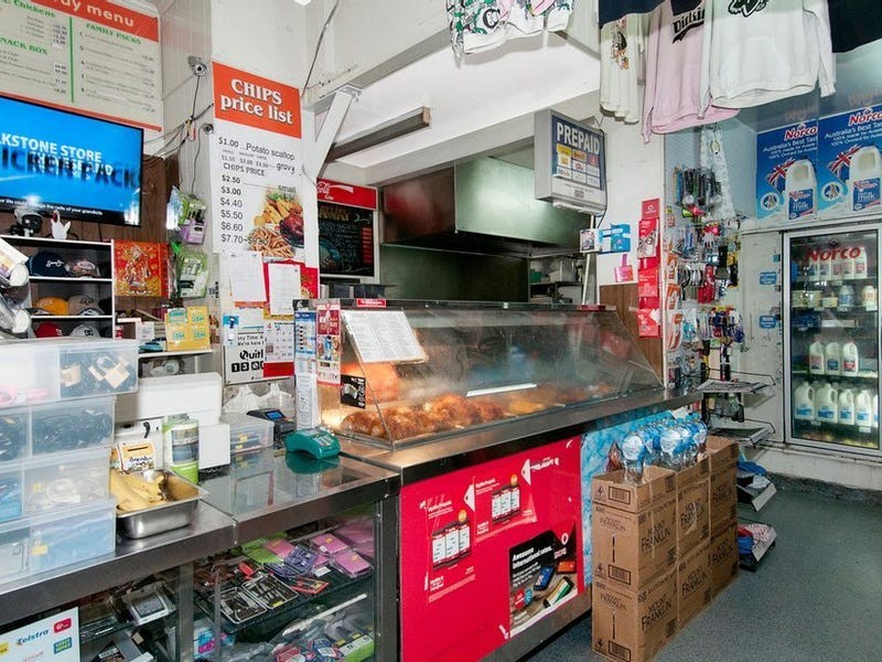 147 Blackstone Road, Silkstone QLD 4304