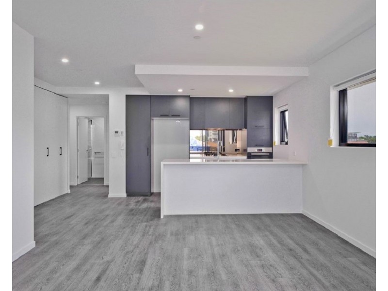 705/28 Wolseley Street, Woolloongabba QLD 4102