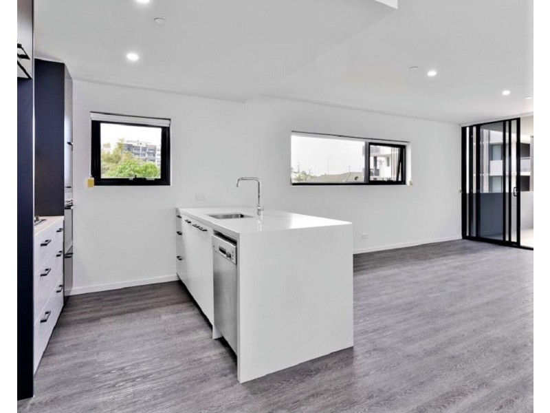 705/28 Wolseley Street, Woolloongabba QLD 4102