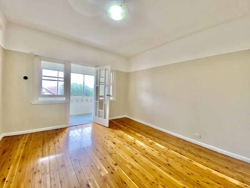 2/213 New Canterbury Road, Petersham NSW 2049