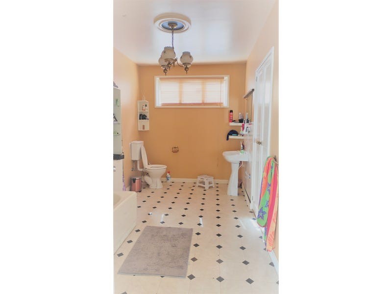 Room 5/22 Glenny Street, Toowong QLD 4066