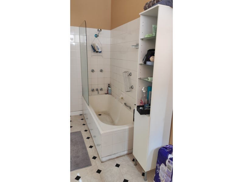 Room 5/22 Glenny Street, Toowong QLD 4066