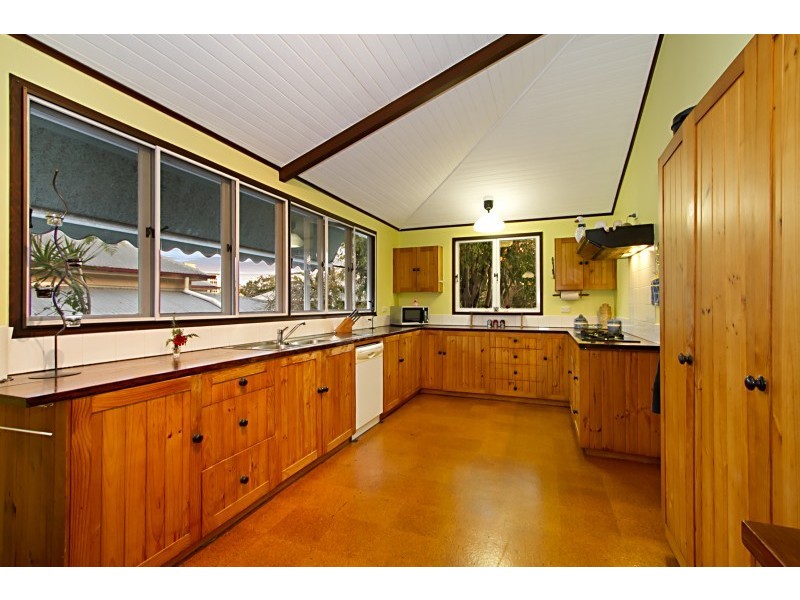 Room 5/22 Glenny Street, Toowong QLD 4066