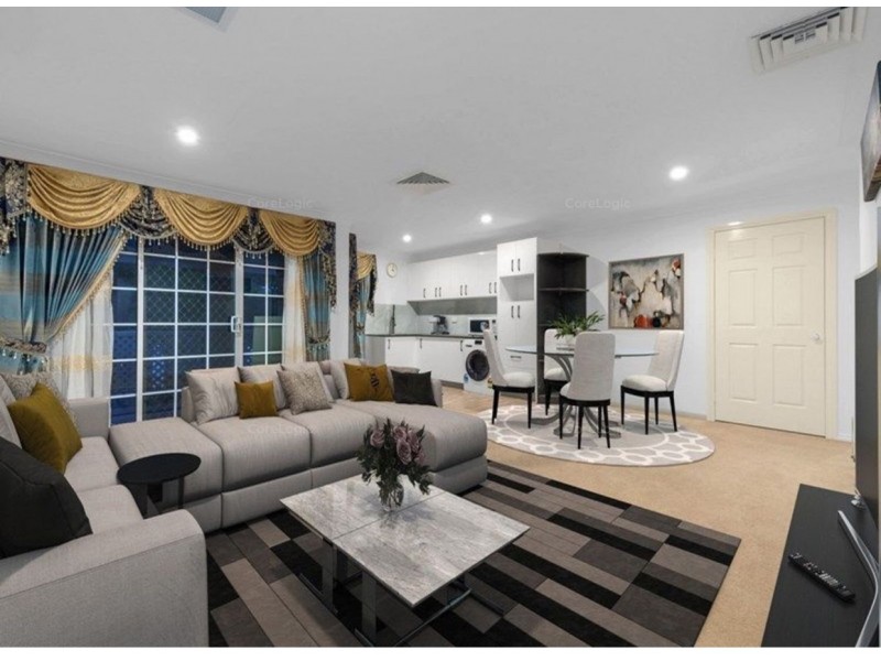 8 Lytham Court, Cornubia QLD 4130