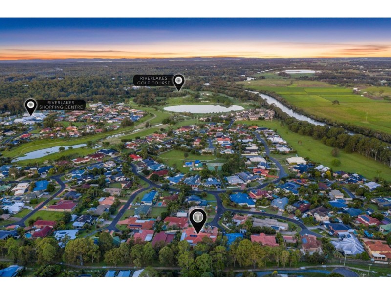 8 Lytham Court, Cornubia QLD 4130
