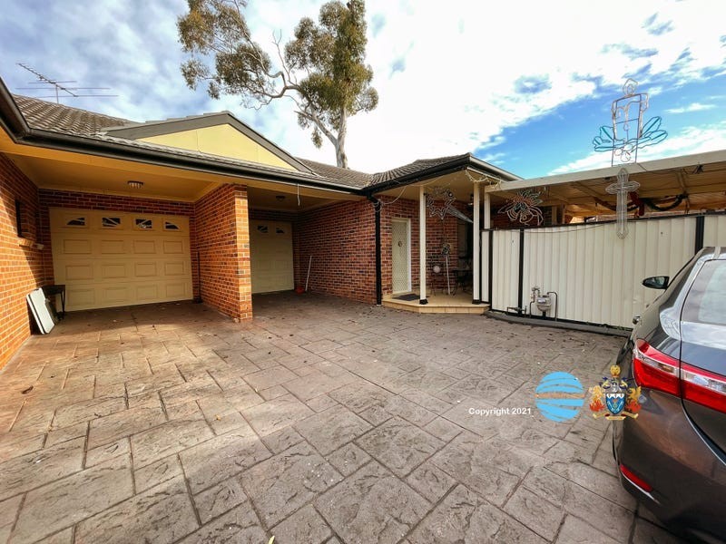 71 Oxford Avenue, Bankstown NSW 2200
