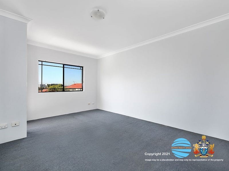 71 Oxford Avenue, Bankstown NSW 2200