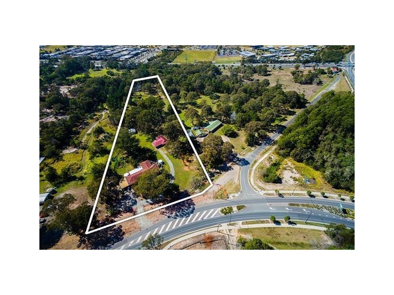 135 The Esplanade, Bowen QLD 4805