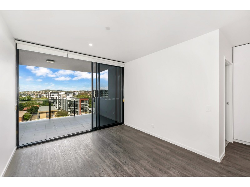1006/28 Wolseley Street, Woolloongabba QLD 4102