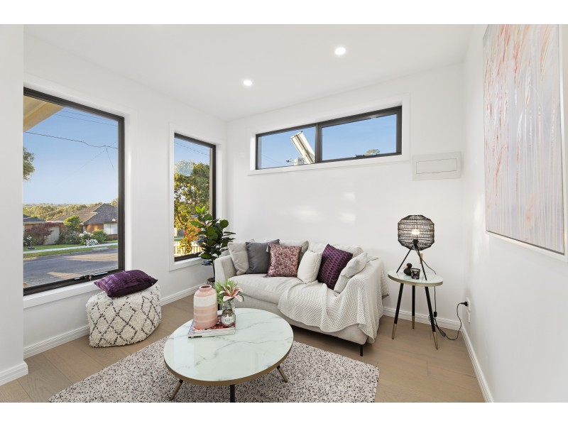 2/11 Sheahans Road, Templestowe Lower VIC 3107