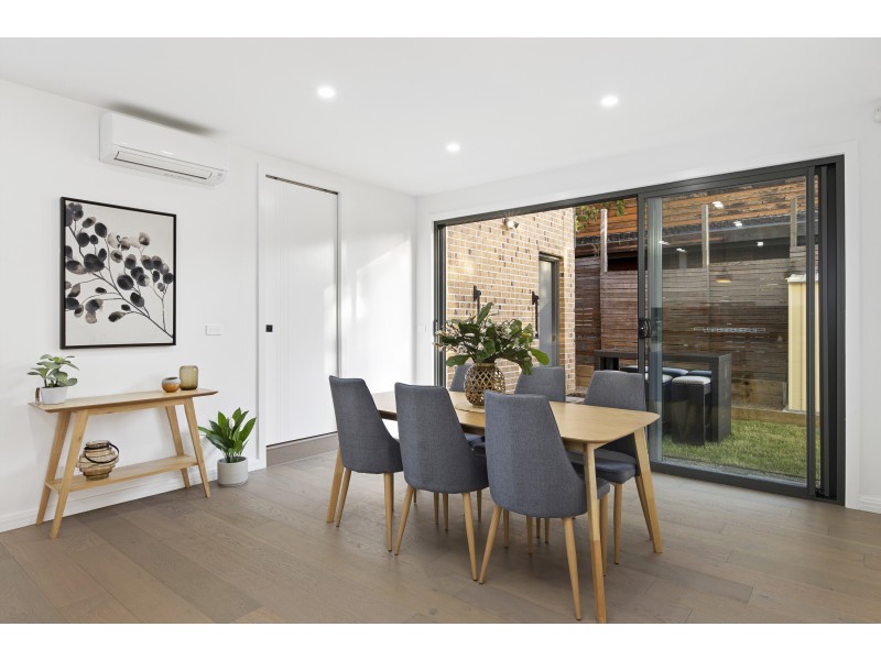 2/11 Sheahans Road, Templestowe Lower VIC 3107