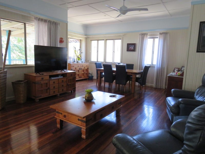 442 Esplanade, Torquay QLD 4655