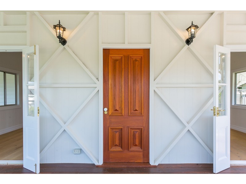 18 Holmes Street, North Ipswich QLD 4305