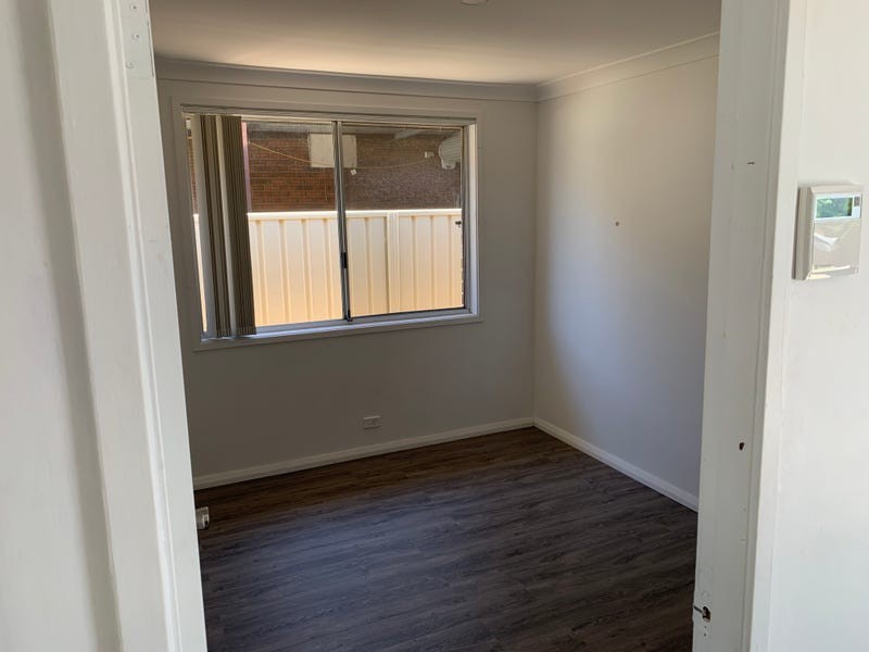 21 Kenneth Crescent, Dean Park NSW 2761