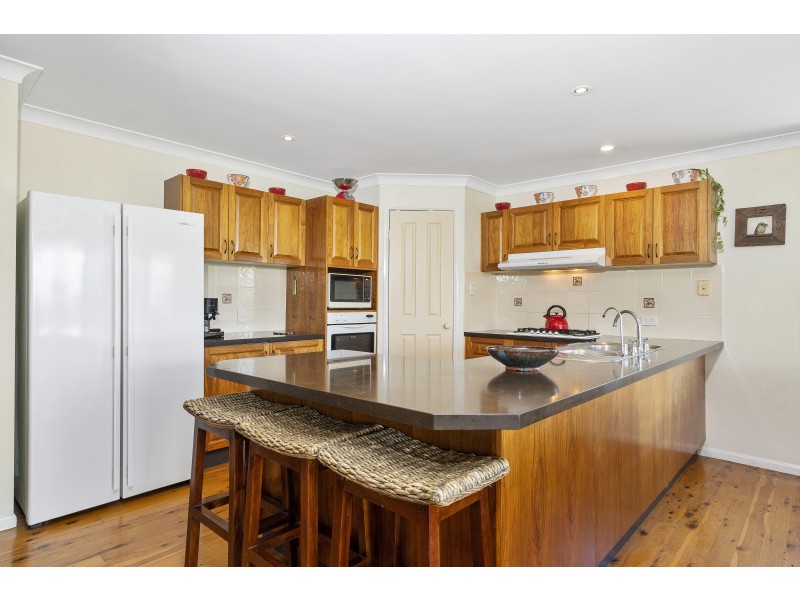 43 Axelsen Drive, Villeneuve QLD 4514