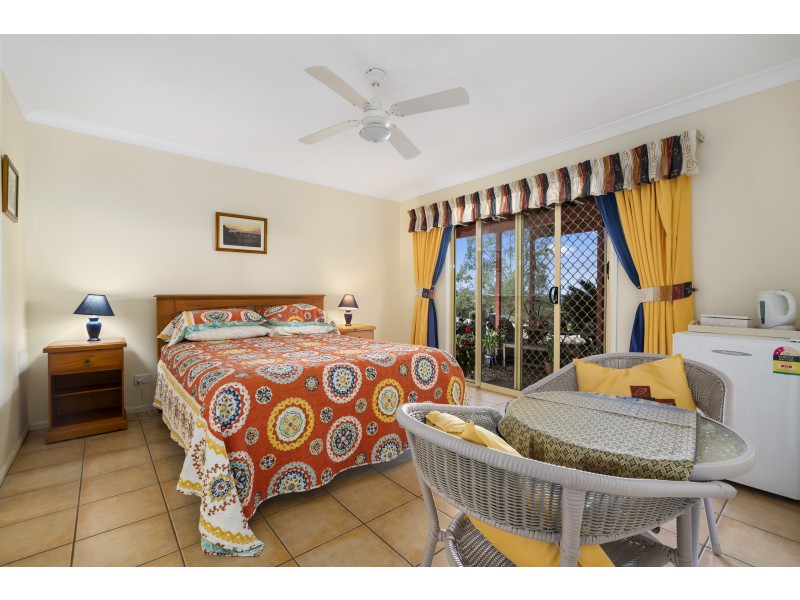 43 Axelsen Drive, Villeneuve QLD 4514