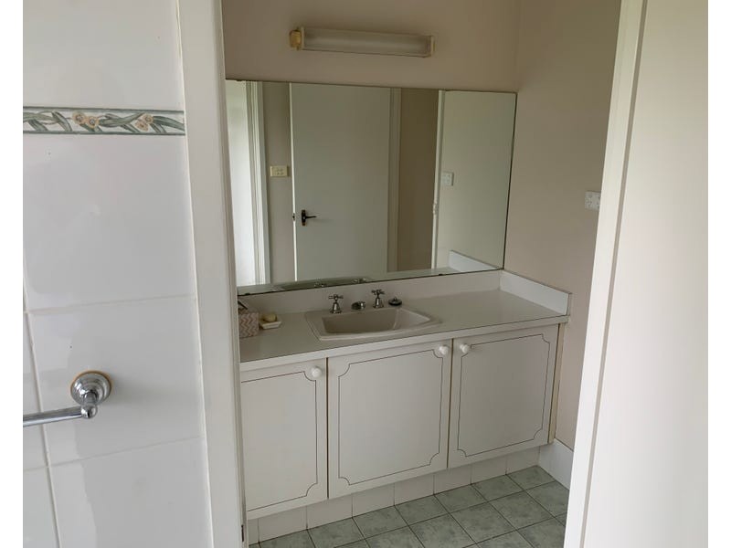 48 Knight Avenue, Kings Langley NSW 2147