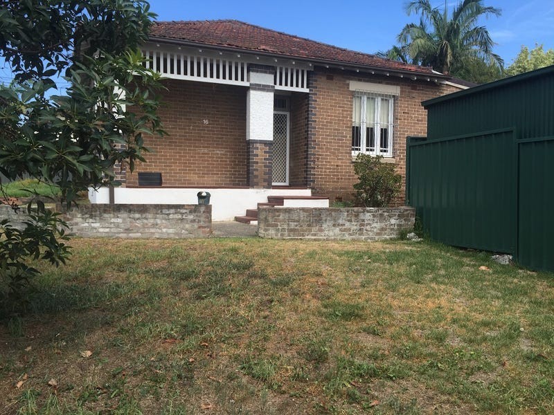 16 Green Street, Tempe NSW 2044
