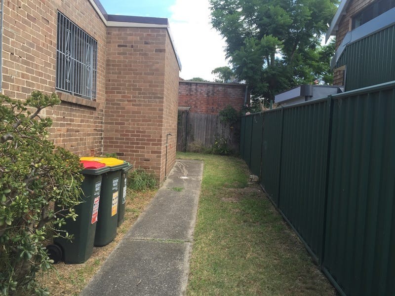 16 Green Street, Tempe NSW 2044